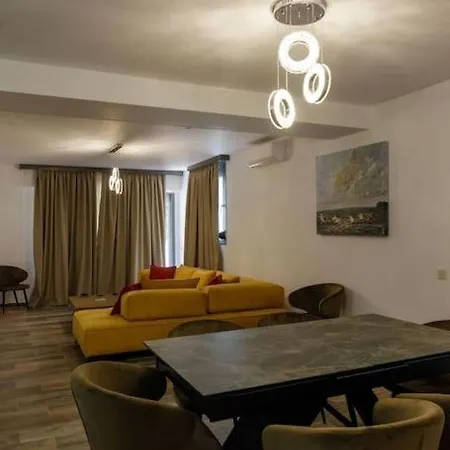 Apartment M&m@nikiti